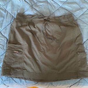 Olive athletic style skirt
